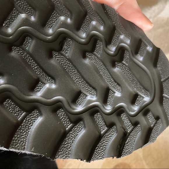 BEARPAW - Krista Gray Boot - NWT - Picture 16 of 16